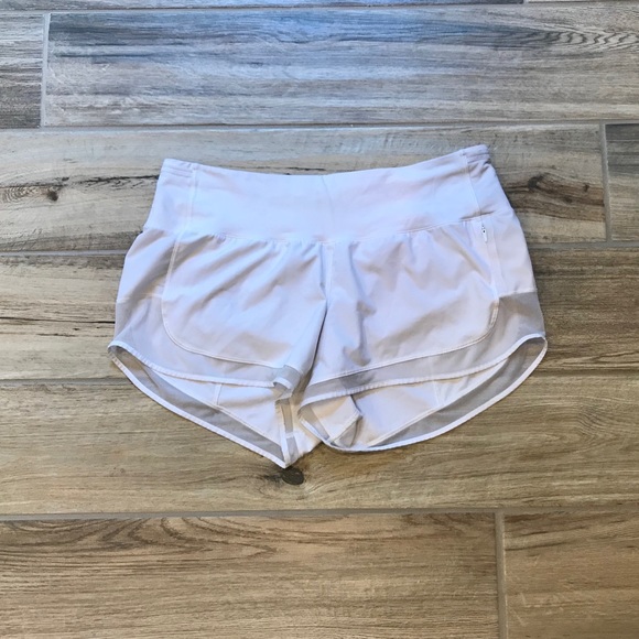 lululemon athletica Pants - Lululemon White Mind Over Miles Shorts, Size 8